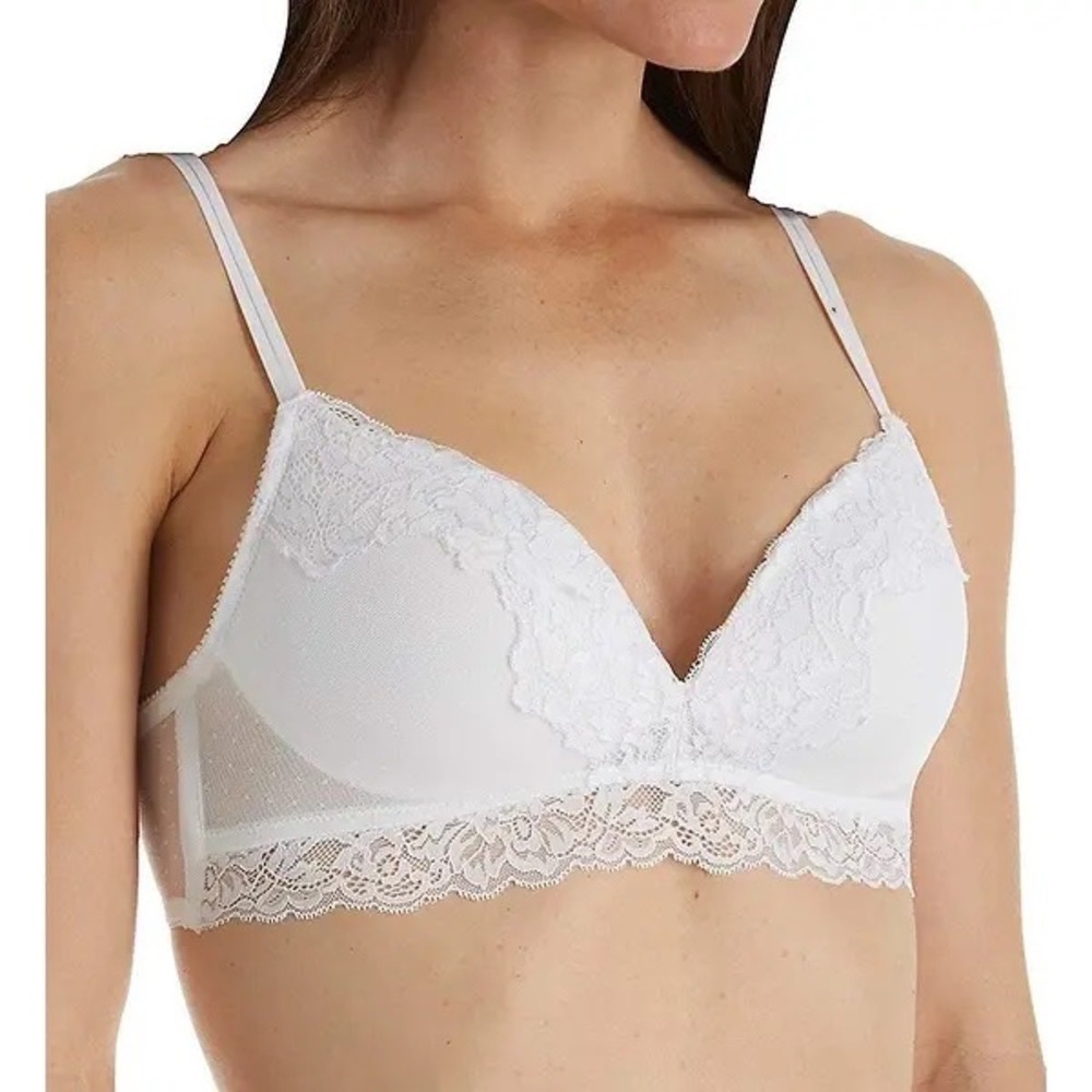 *SOLD* Maidenform Point d’Esprit Lace Wire Free Bra White Size 34C